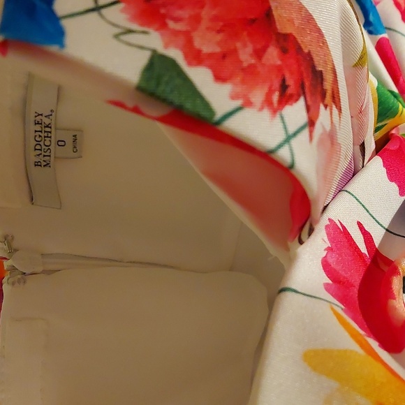 Floral dress - Picture 2 of 4